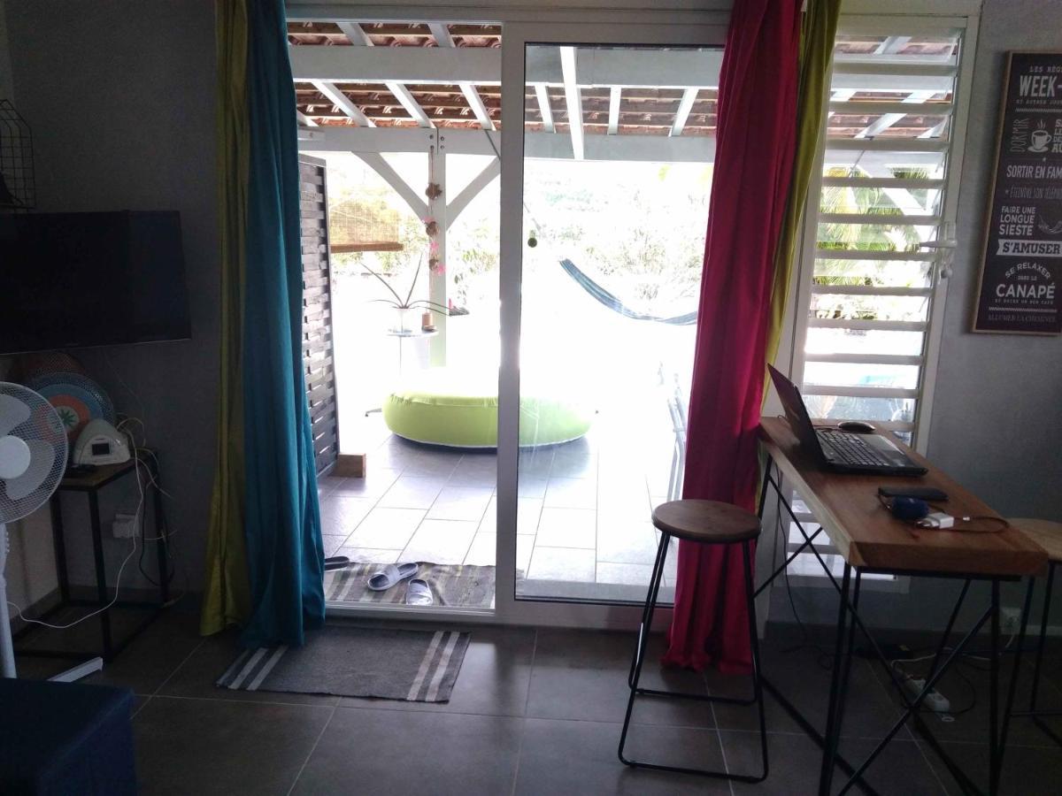 Grand T2 Tout Confort , Emplacement Ideal Riviere-Salee Zewnętrze zdjęcie
